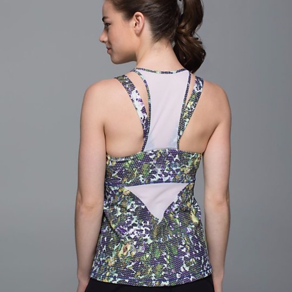 Lululemon Floral "Running in the City" White Mesh Tank Top - Picture 3 of 7